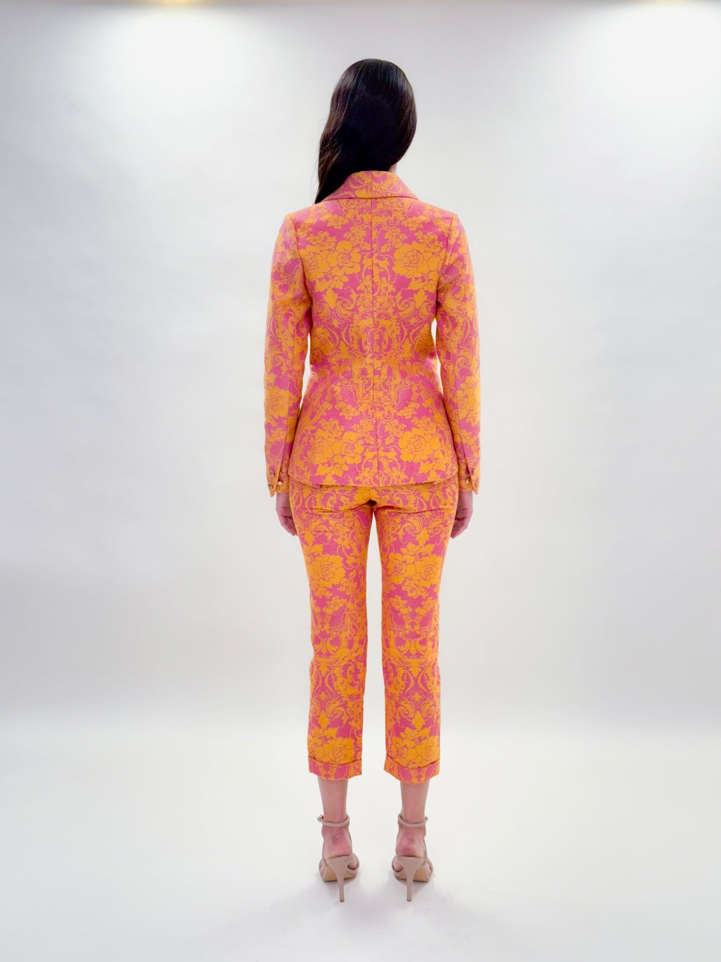 Blazer yakar Bernarda