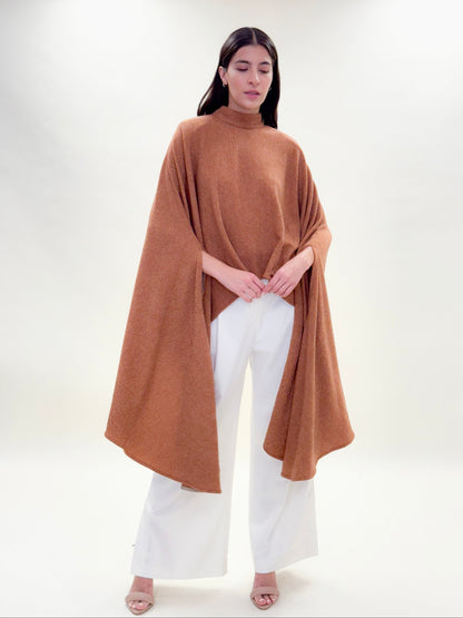 Maxi capa cuello de tortuga