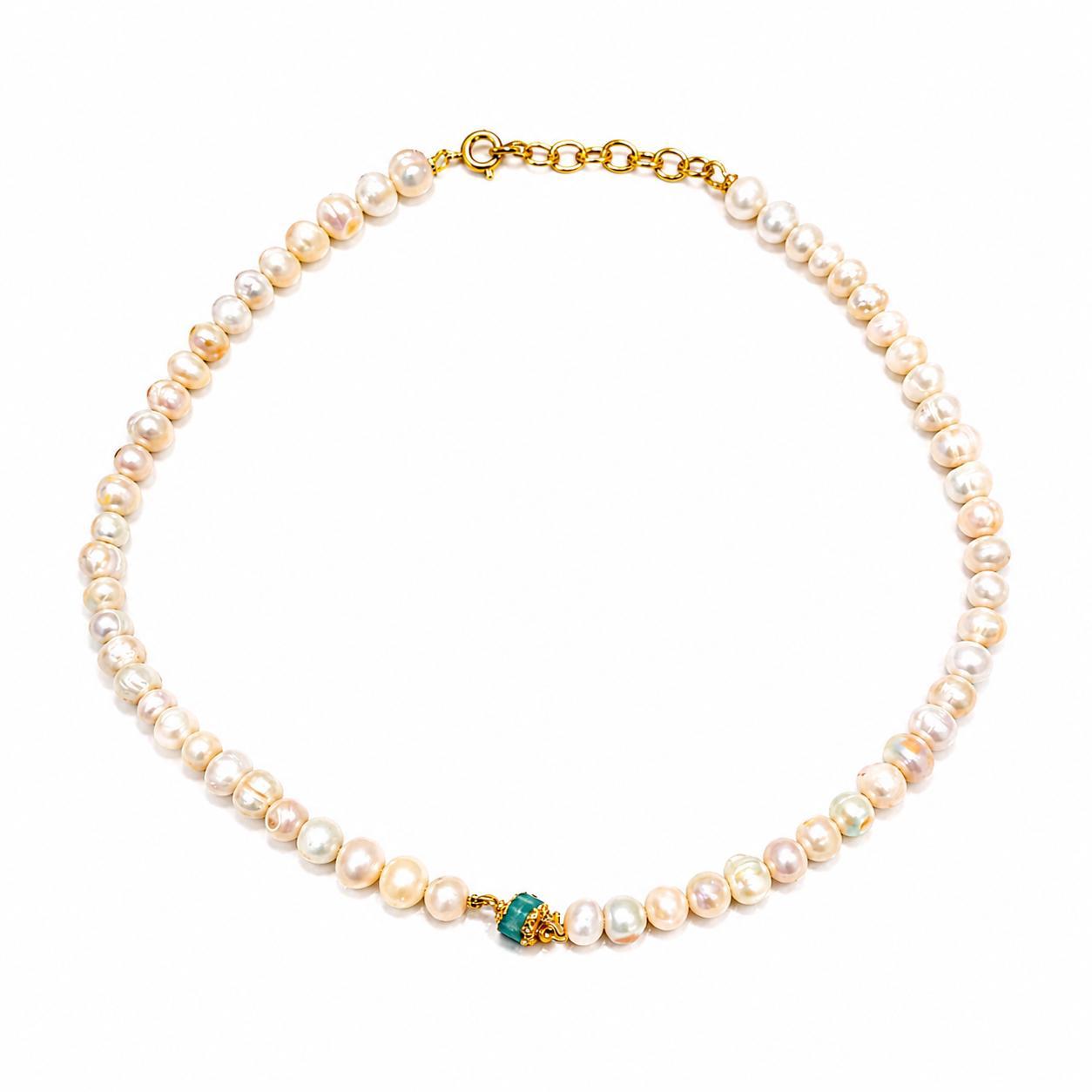 Collar de Perla Cultivada+ Esmeralda Fundida Mediana