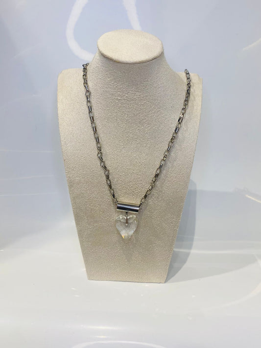Cadena Plateada con corazón