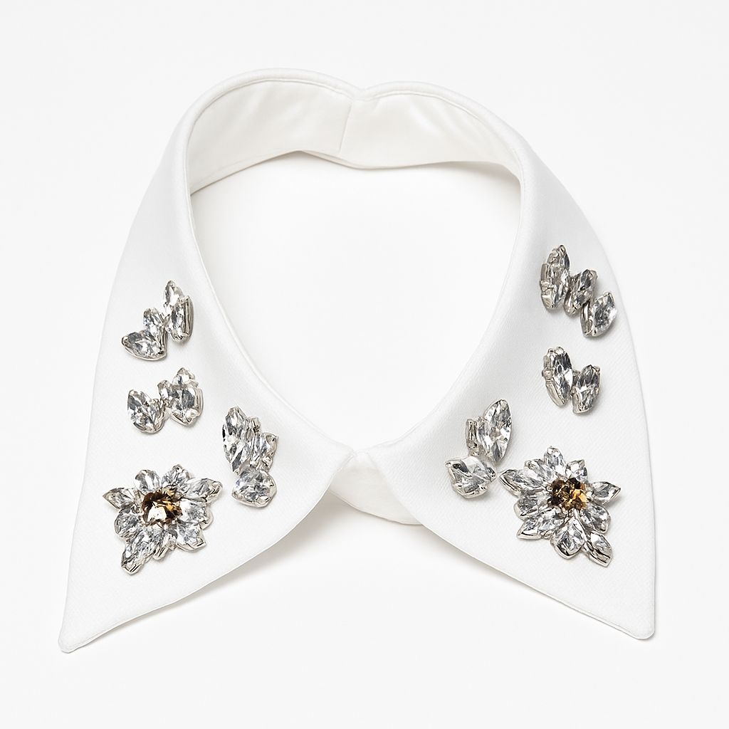 Cuello con Piedras