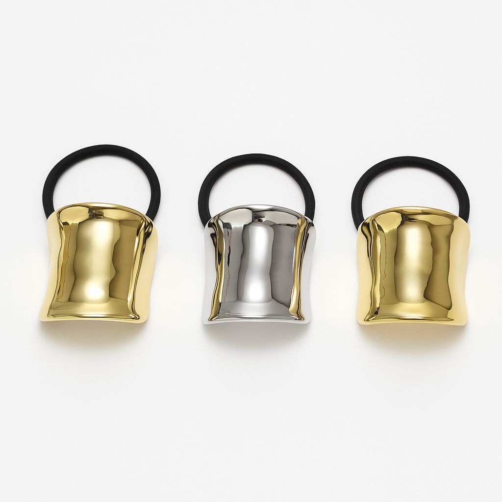 Liga con accesorio metálico