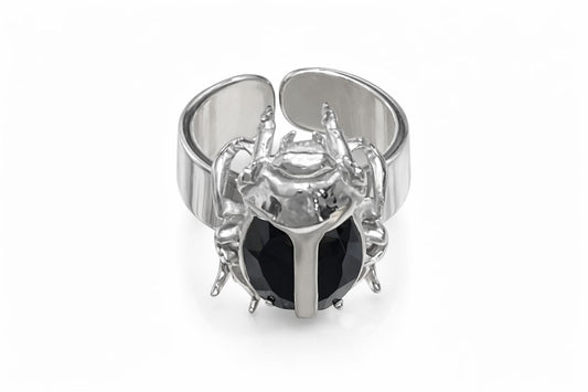 Anillo de Escarabajo Negro