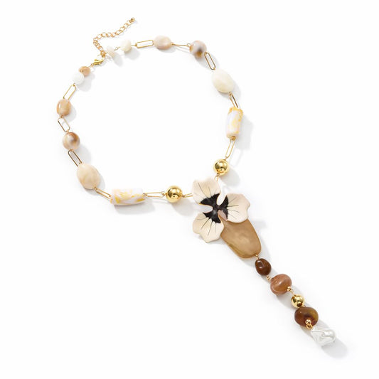 Collar orquídea con acrílicos